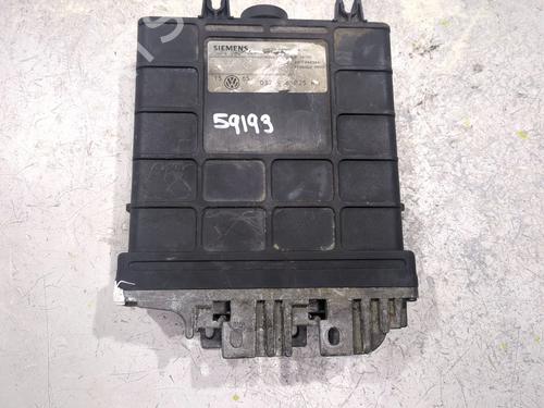 Used Electronic module VW GOLF III (1H1) 2.0 (115 hp) 29708976