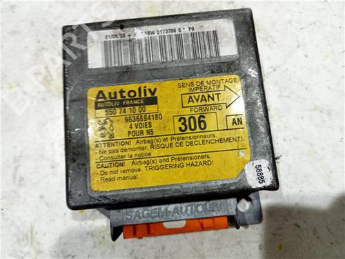 Used ECU airbags PEUGEOT 306 Hatchback (7A, 7C, N3, N5) 1.8 16V (110 hp) 23929808