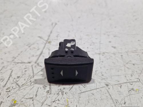 Used Right rear window switch Right rear window switch FORD MONDEO III Saloon (B4Y) 2.0 TDCi (130 hp) 35784074 35784074