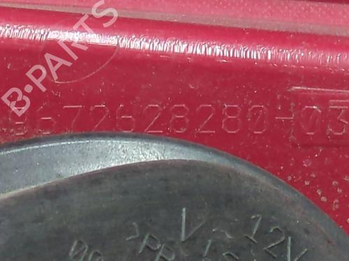Left taillight PEUGEOT 208 I (CA_, CC_) 1.2 VTI 82 | BP27452338C34 