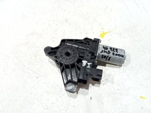Left rear window motor FIAT 500X (334_) 1.6 D Multijet (334AXA1B, 334AXA11) | BP27310463E23 