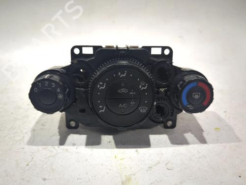 AC Styreenhet / Manøvreringsenhet FORD FIESTA VI (CB1, CCN) 1.4 TDCi (68 hp) 23925604