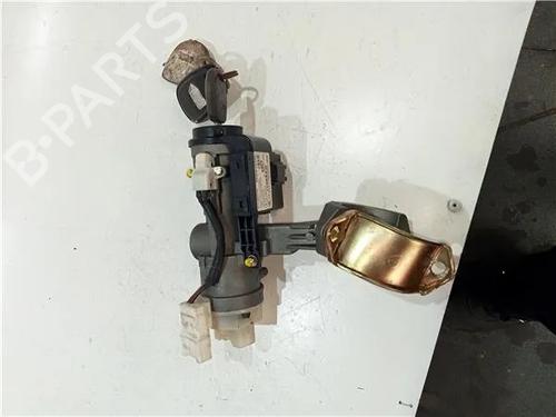 Used Ignition barrel HYUNDAI ELANTRA III (XD) 2.0 (141 hp) 23910430