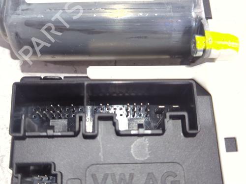 Right front window motor SEAT LEON (1P1) 1.6 TDI | BP31871319E20 