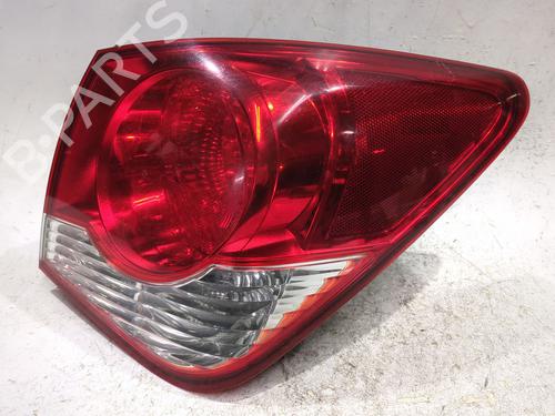 Right taillight CHEVROLET CRUZE (J300) 2.0 CDI | BP32669826C35 - Image 2