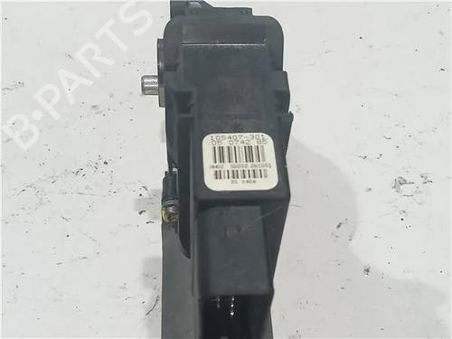 Right rear window motor VW GOLF IV (1J1) 1.4 16V | BP23912828E22