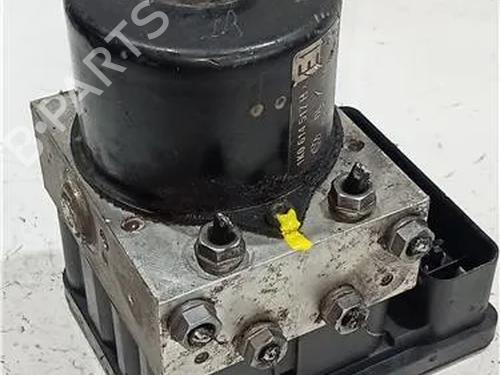 Used ABS pump AUDI A3 (8P1) 2.0 TDI 16V quattro (140 hp) 23920102