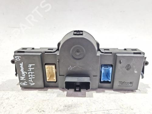 Climate control RENAULT MEGANE II Estate (KM0/1_) 1.9 dCi (KMRG, KM1G, KM0G, KM2C) | BP29519044I5