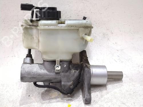 Used Brake master cylinder VW SCIROCCO III (137, 138) 2.0 TDI (150 hp) 29050761