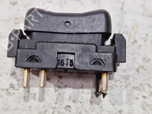 Right front window switch MERCEDES-BENZ C-CLASS (W202) C 180 (202.018) | BP30058623I26