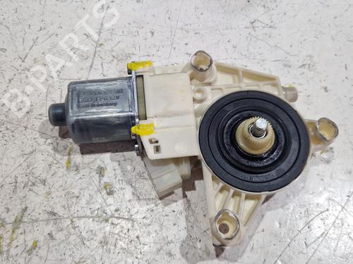 right-front-window-motor-mercedes-benz-c-class-w204-2007-2008-2009-2010-2011-2012-2013-2014-2015-36529333 main image