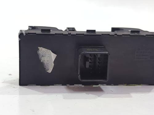 Left front window switch VW GOLF V (1K1) 1.9 TDI | BP38796633I27 - Image 2