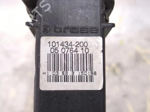 Right front window motor VW GOLF IV (1J1) 1.6 | BP28694583E20