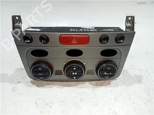 Commande Chauffage ALFA ROMEO GT (937_) 1.9 JTD (937CXN1B) (150 hp) 23932003