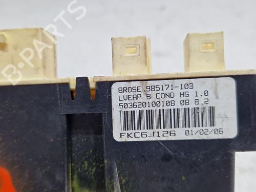 Rudehejsemotor forskærm venstre PEUGEOT 407 SW (6E_, 6D_) 2.0 HDi 135 | BP29876557E21