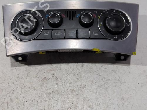 Used Climate control MERCEDES-BENZ C-CLASS (W203) C 220 CDI (203.006, 203.008) (143 hp) 23927693