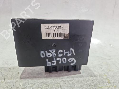 Used Electronic module Electronic module VW GOLF IV Variant (1J5) 1.6 (101 hp) 34006205 34006205