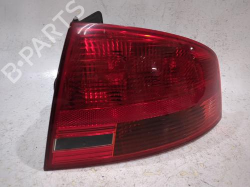 Used Right taillight AUDI A4 B7 (8EC) 2.0 TDI 16V (140 hp) 32722476