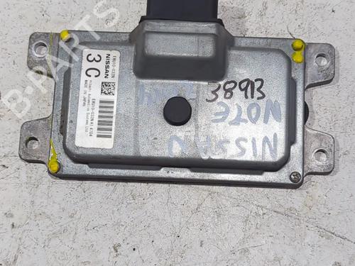Versnellingsbakregeleenheid NISSAN NOTE (E12) 1.5 dCi (90 hp) 23927311