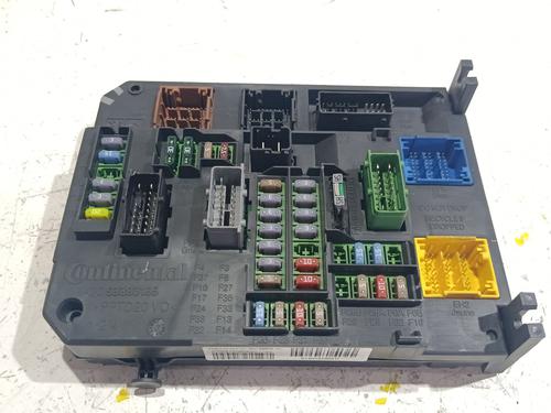 Fuse box CITROËN C4 II (NC_) 1.6 HDi 110 | BP39641155E1 - Image 2