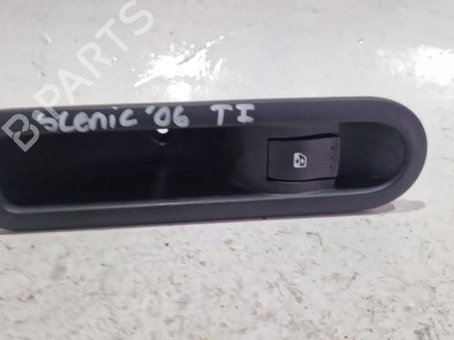 Used Left rear window switch Left rear window switch RENAULT MEGANE IV Saloon 1.5 dCi 110 (110 hp) 33605884 33605884