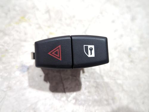 Used Warning switch BMW 5 (E60) 520 d (163 hp) 26932088