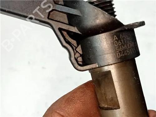 Injector MERCEDES-BENZ M-CLASS (W164) ML 320 CDI 4-matic (164.122) | BP23920173M100 