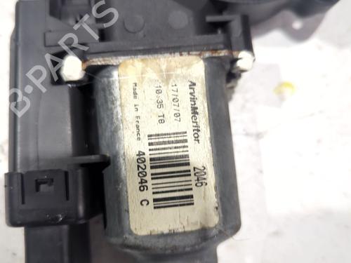 Left front window motor RENAULT SCÉNIC II (JM0/1_) 1.5 dCi (JM1E, JM16) | BP23925984E21 