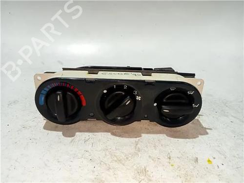 Used Climate control FORD FIESTA V (JH_, JD_) 1.25 16V (75 hp) 23930393