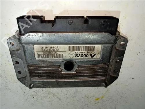 Elektronische module RENAULT MEGANE II Saloon (LM0/1_) 1.9 dCi (131 hp) 23917426