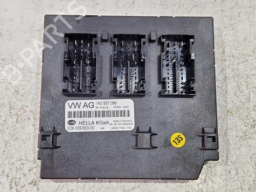 Boîte à Fusibles VW GOLF VI (5K1) 2.0 GTi (210 hp) 30772620