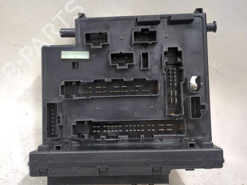 Sikringsdåse FORD MONDEO I Saloon (GBP) 2.0 i 16V (136 hp) 27860189