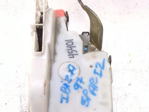 Rear left lock SEAT IBIZA II (6K1) 1.4 i 16V | BP26206575C100 