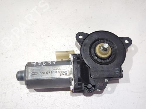 Right front window motor FORD FIESTA V (JH_, JD_) 1.4 TDCi | BP25718272E20 