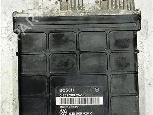 Used Electronic module VW GOLF III (1H1) 1.9 TDI (90 hp) 23930287