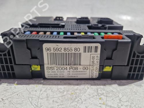 Fuse box CITROËN C4 I (LC_) 1.6 HDi | BP34115193E1 - Image 2