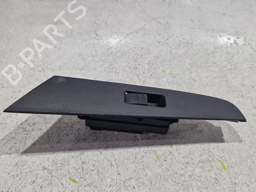 Used Right rear window switch Right rear window switch MAZDA 3 Saloon (BK) 1.6 (BK12) (105 hp) 34123667 34123667