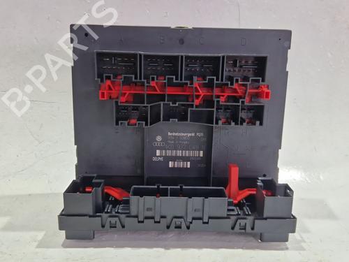Used Fuse box Fuse box VW GOLF V (1K1) 2.0 TDI 16V (140 hp) 33605733 33605733