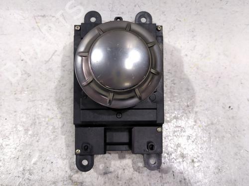 switch-bmw-5-e60-2001-2002-2003-2004-2005-2006-2007-2008-2009-2010-33715128 main image