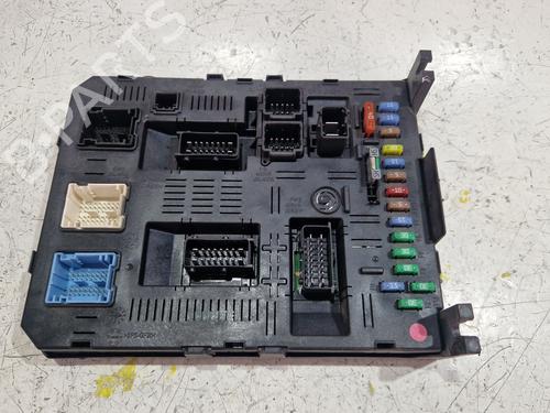 Used Fuse box Fuse box CITROËN C5 II (RC_) 1.6 HDi (RC8HZB) (109 hp) 36516616 36516616
