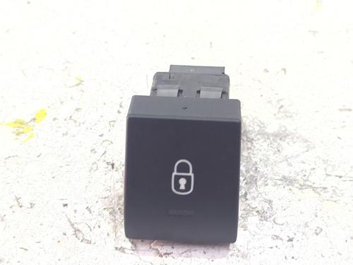 switch-peugeot-3008-i-mpv-0u_-2009-2010-2011-2012-2013-2014-2015-2016-2017-39647362 main image