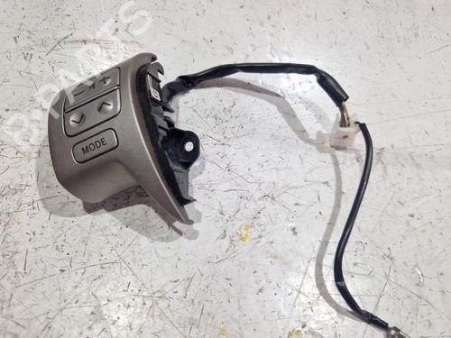 steering-wheel-controls-toyota-auris-_e15_-2006-2007-2008-2009-2010-2011-2012-2013-36491393 main image