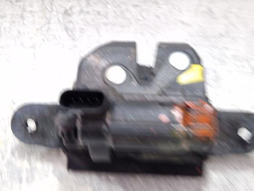 Tailgate lock FIAT 500X (334_) 1.6 D Multijet (334AXA1B, 334AXA11) | BP29886156C101 