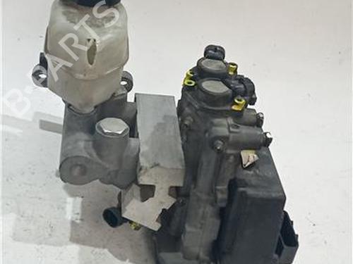 Used ABS pump OPEL SINTRA (APV) 2.2 i 16V (OUN16, Y94) (141 hp) 25616698