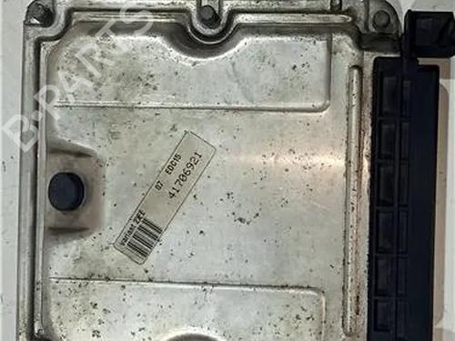 Module électronique PEUGEOT 206 Hatchback (2A/C) 1.4 HDi eco 70 (68 hp) 23908275