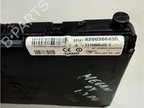 Used Comfort control module RENAULT MEGANE I Classic (LA0/1_) 1.9 dCi (LA05, LA1F) (102 hp) 23920947