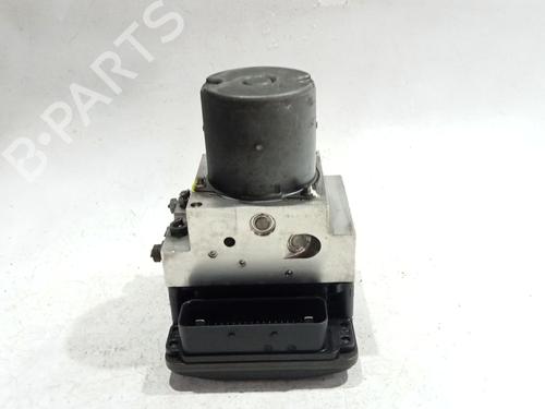 Used ABS pump MERCEDES-BENZ CLS (C219) CLS 320 CDI (219.322) (224 hp) 32281365