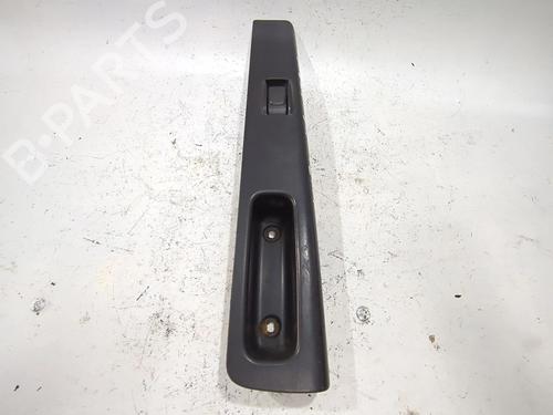 Venstre bagtil elrude kontakt ISUZU D-MAX I (TFR, TFS) 2.5 DiTD 4x4 (TFS54) (101 hp) 28471618