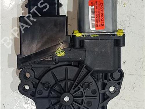 Rudehejsemotor bagstkærm højre KIA CEED (CD) 1.4 (99 hp) 23923224