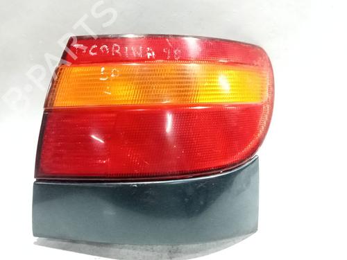 Feu arrière droit TOYOTA CARINA E VI (_T19_) 1.6 (AT190) (99 hp) 31872887